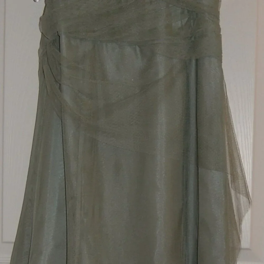 Vera Wang Dress, Women Size 2 Green - Picture 6 of 10